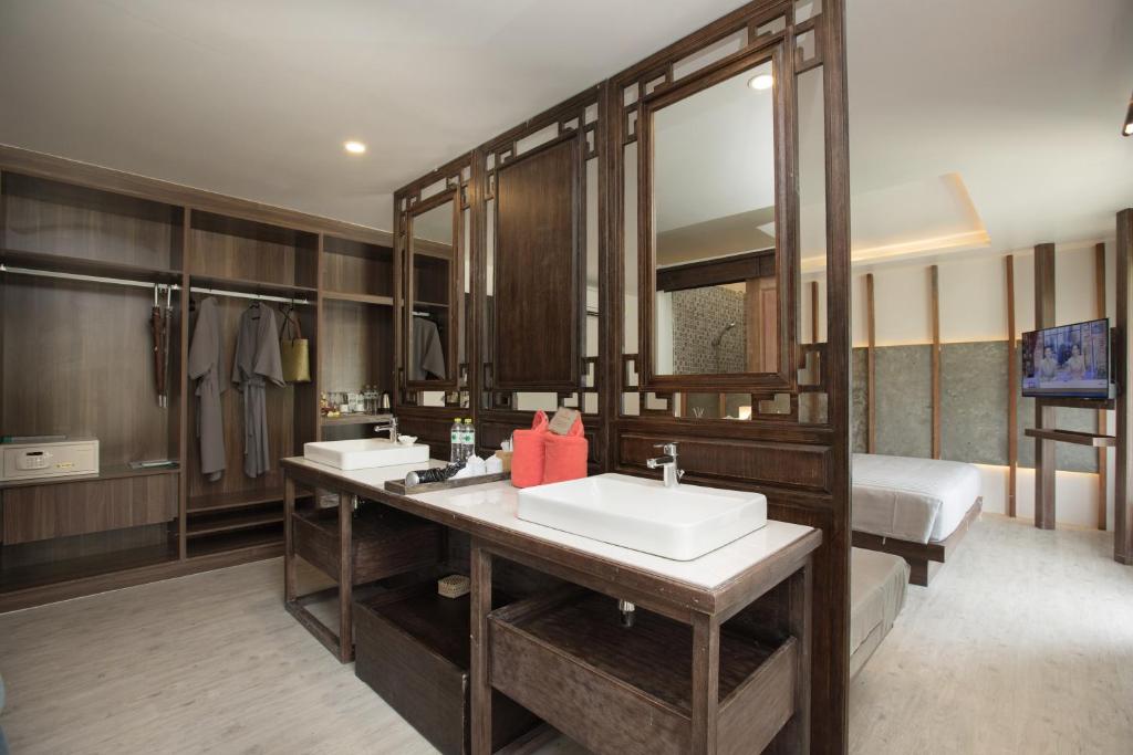 SriLanta Resort and Spa