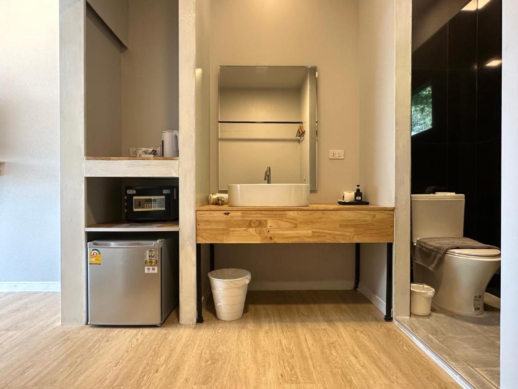 HIP Seaview Resort @ Phi Phi