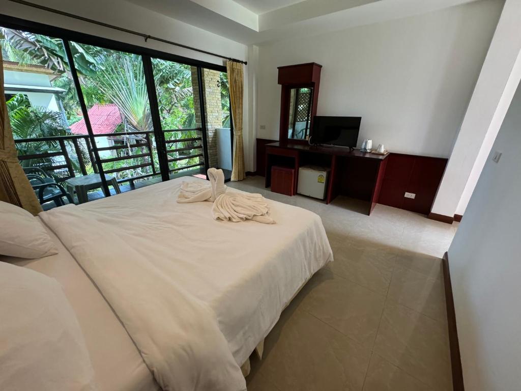 Noble House Beach Resort Noble House Beach Resort