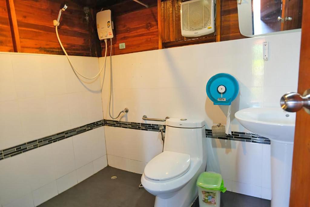 The Cobble Beach Hotel- Phi Phi Island