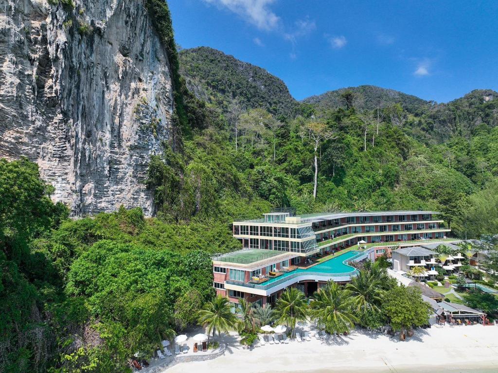 Phi Phi Cliff Beach Resort Phi Phi Cliff Beach Resort