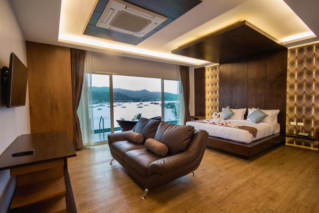 Phi Phi Cliff Beach Resort Phi Phi Cliff Beach Resort