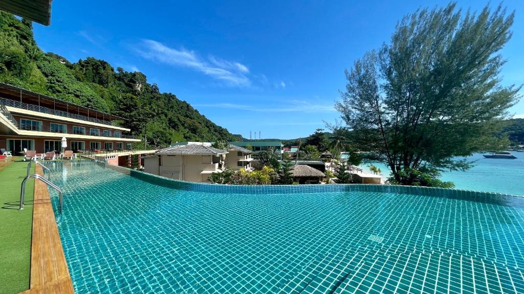 Phi Phi Cliff Beach Resort Phi Phi Cliff Beach Resort