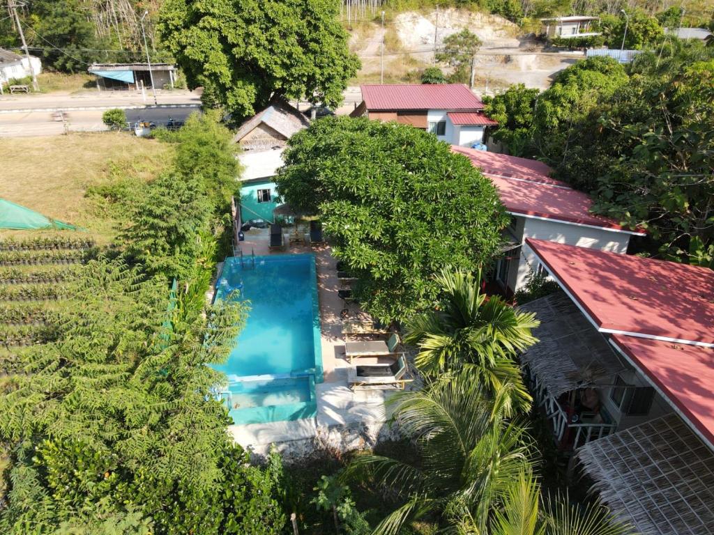Lanta Dareen Garden Home