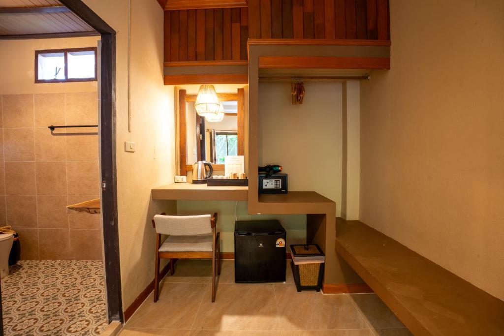 Lanta Riviera Beach Resort