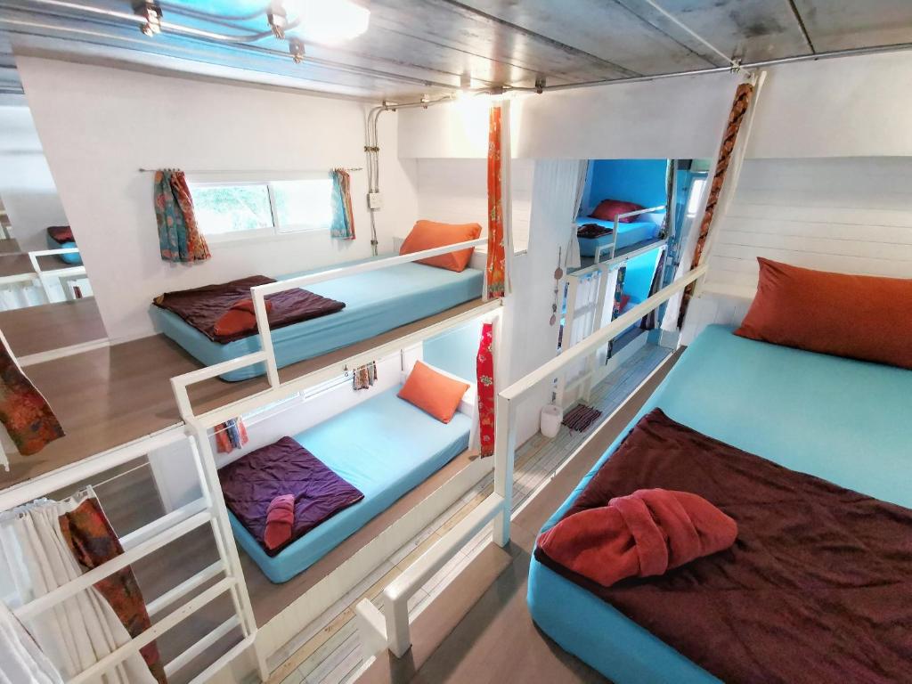 Glur Hostel Glur Hostel