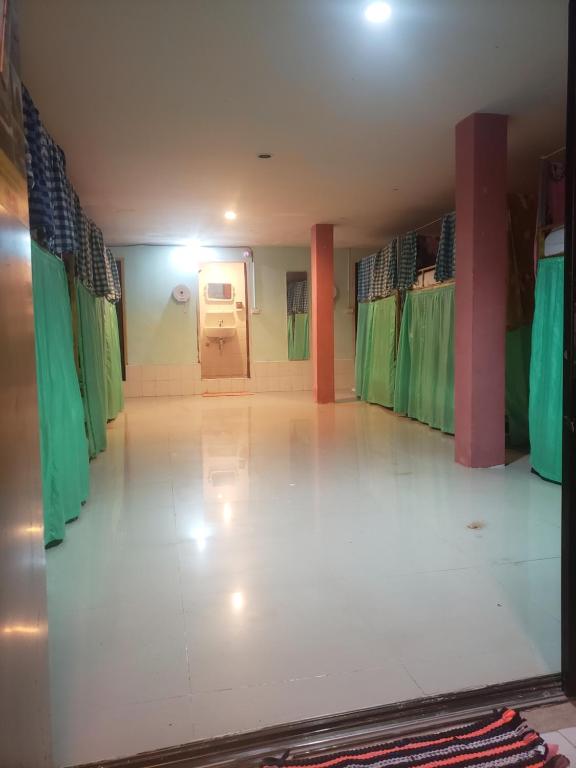 Lucky Dorm Lucky Dorm