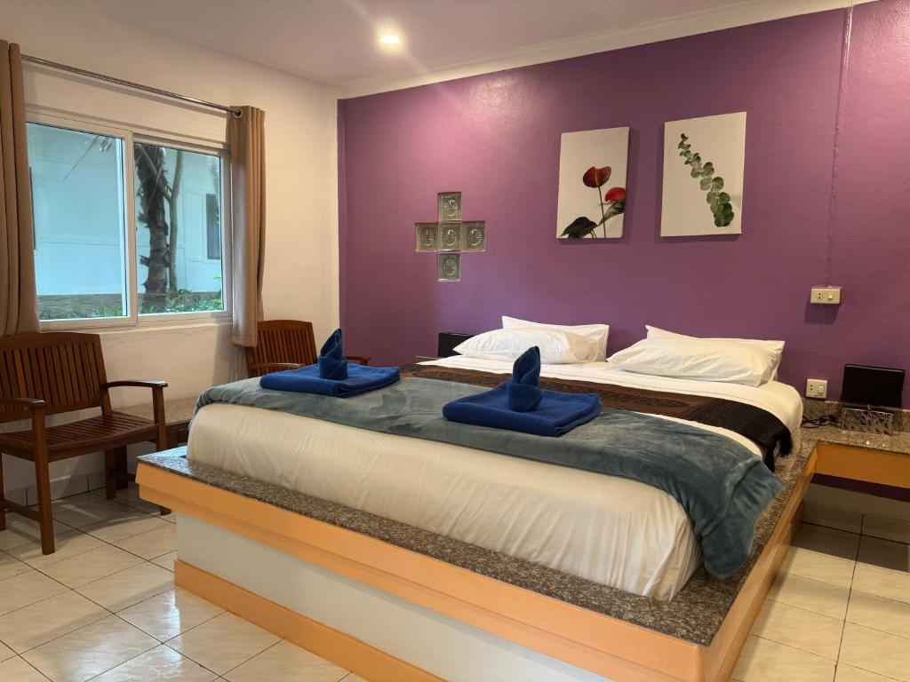 Lanta Island Resort Lanta Island Resort