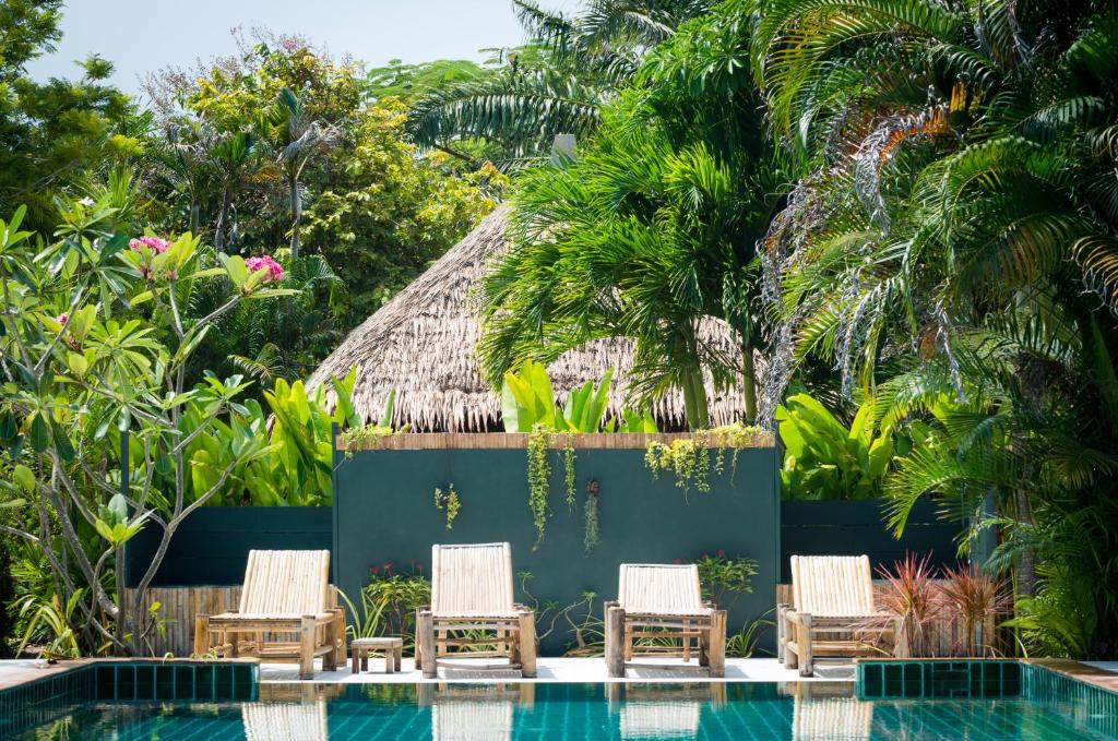 Oasis Yoga Bungalows Oasis Yoga Bungalows