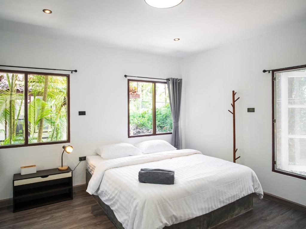 Sand Beach Bungalow Sand Beach Bungalow