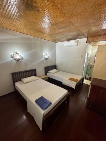 Lux Guesthouse Lux Guesthouse