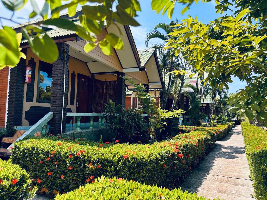 Lanta Queen Resort Lanta Queen Resort