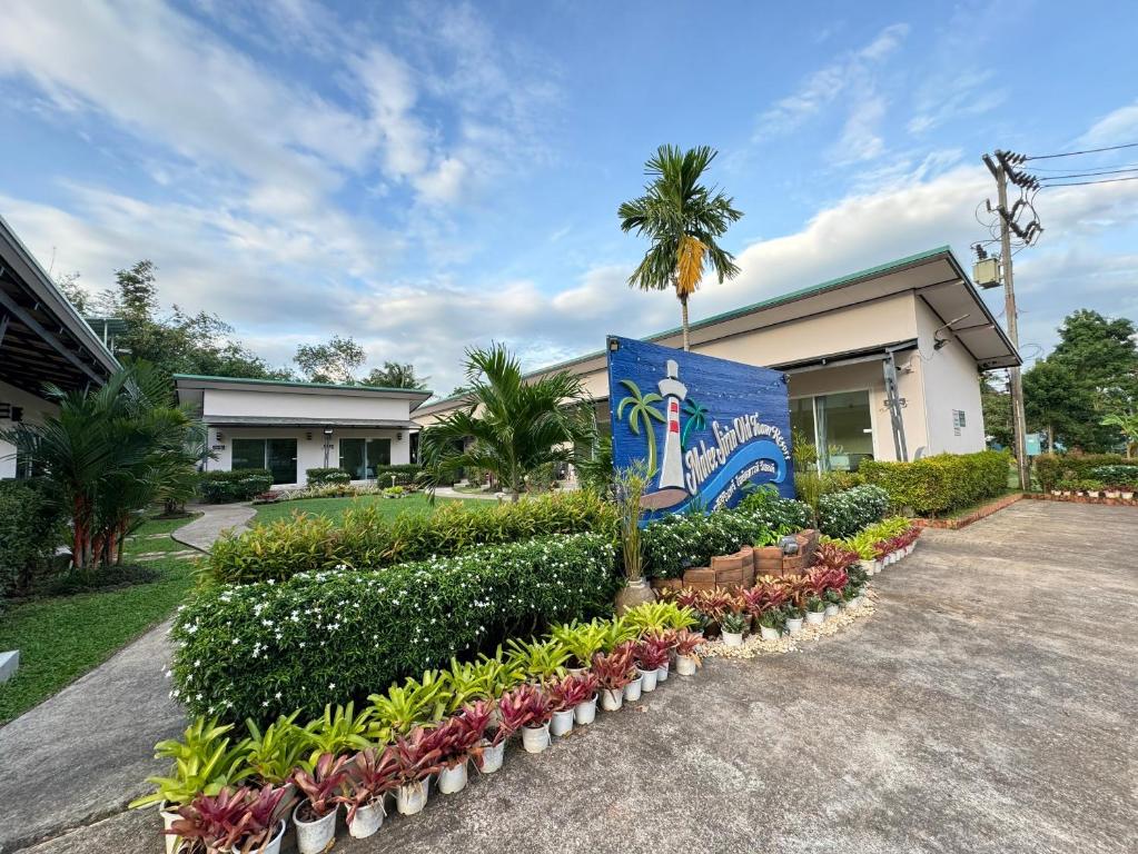 Malee Sirin Old Town