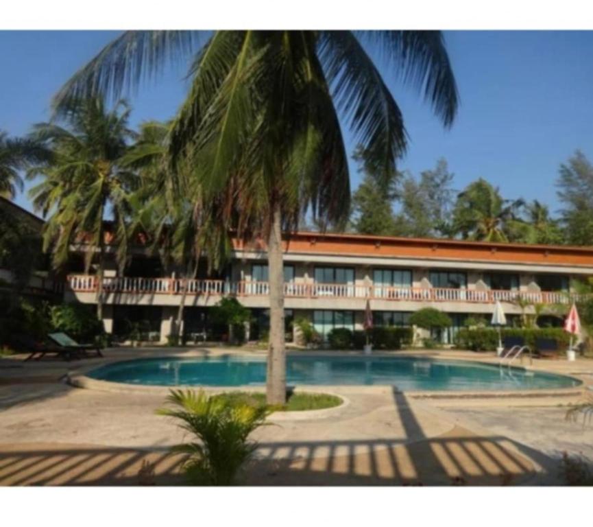 Khlong Khong Simple House Khlong Khong Simple House