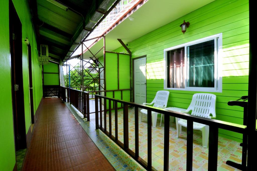 Sand Sea House