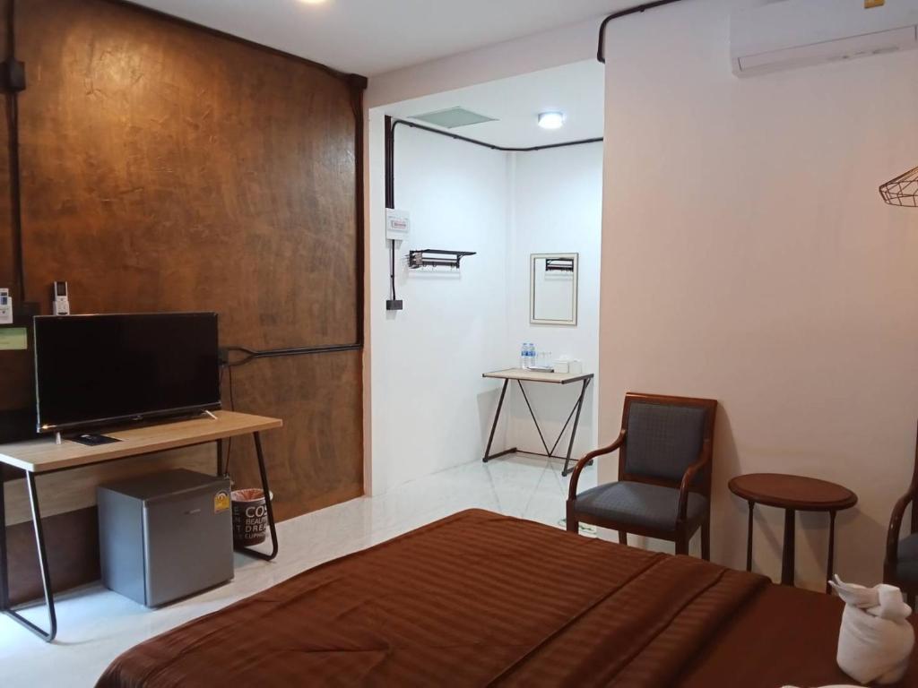 Khlong Thom Resort