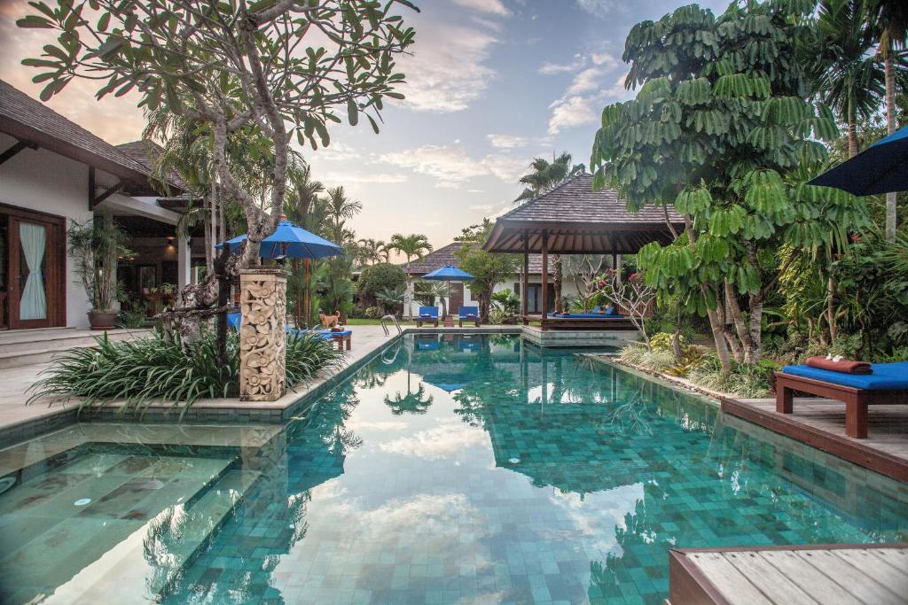 Baan Pinya Balinese Style Pool Villa Baan Pinya Balinese Style Pool Villa