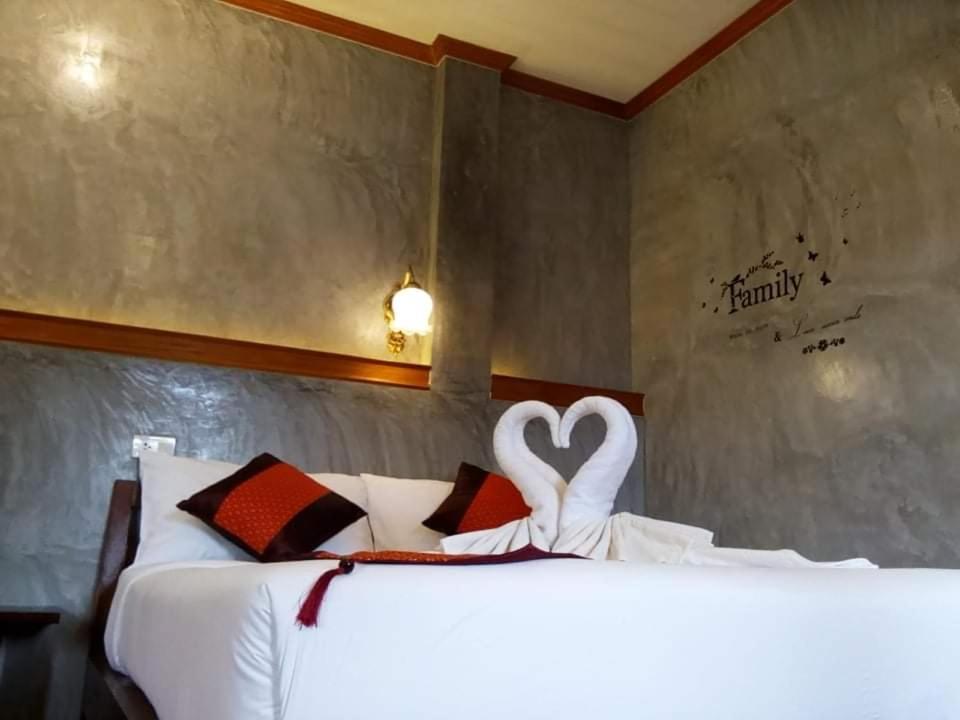 Safina Pool Villa Koh Lanta Safina Pool Villa Koh Lanta