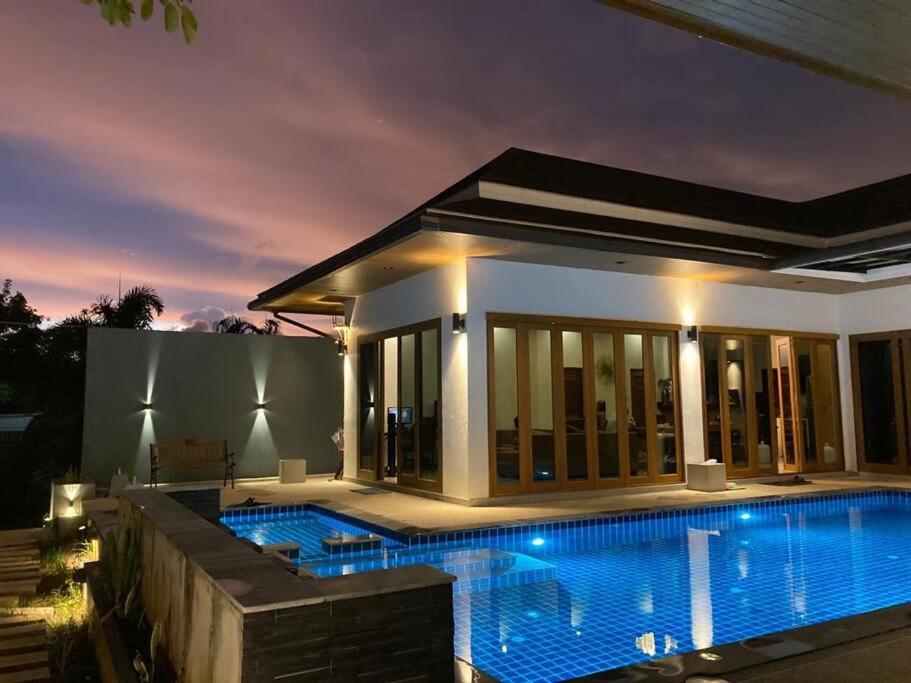 Banburi Villa - 5 Bedroom Private Pool Villa Banburi Villa - 5 Bedroom Private Pool Villa