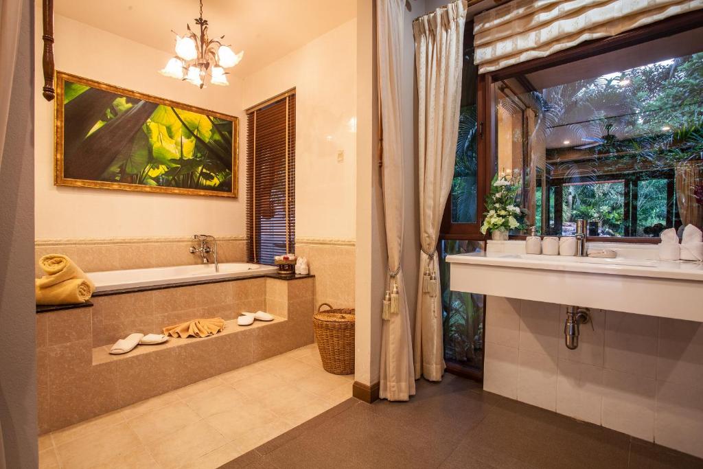 Saifon Villas - Luxurious Pool Villas Saifon Villas - Luxurious Pool Villas