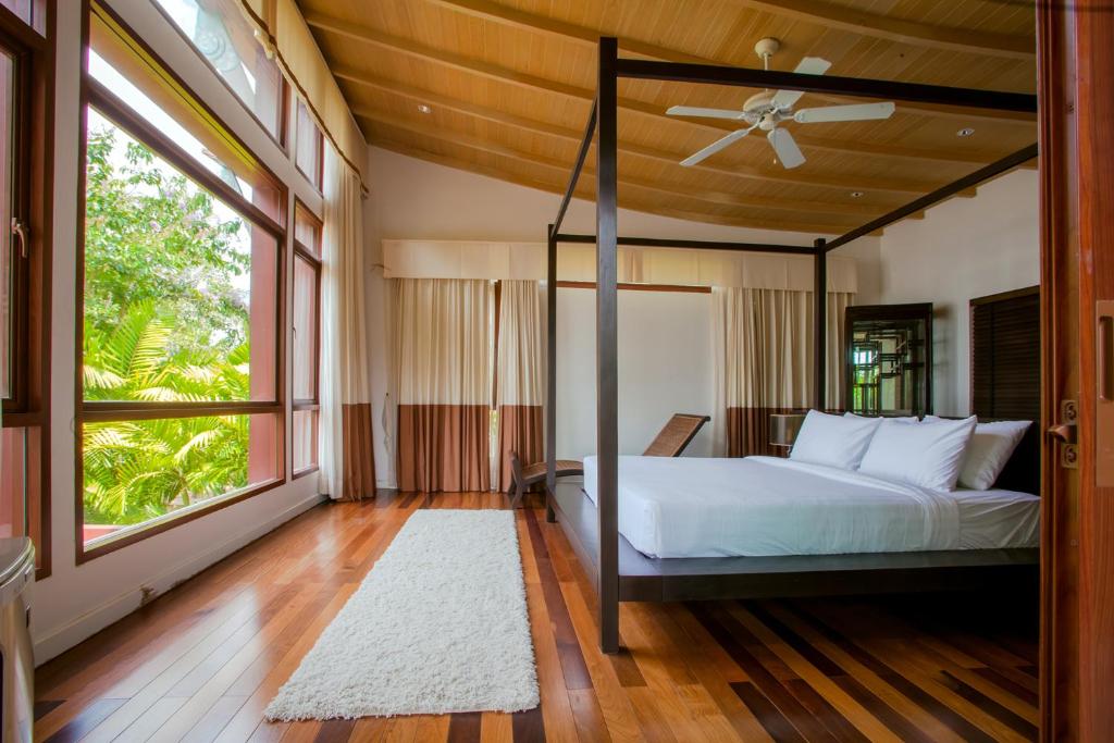 Amatapura Beach Villa 6 Amatapura Beach Villa 6