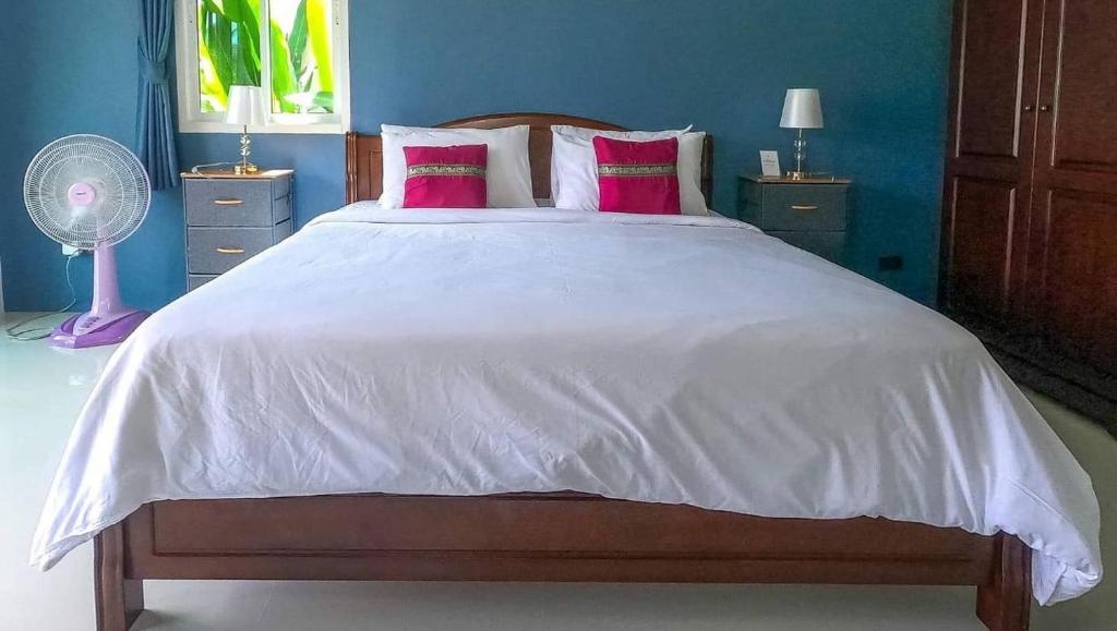 Lay Back Villa C1 with kitchen & High Speed Internet Lay Back Villa C1 with kitchen & High Speed Internet