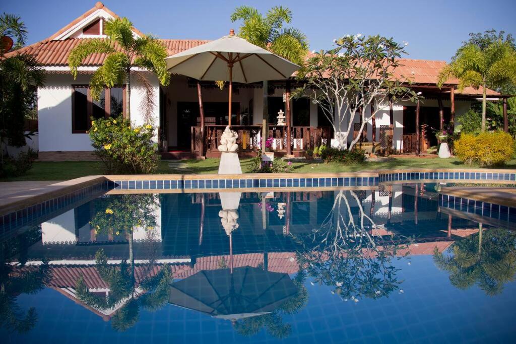 Banburi Villa - 4 Bedroom Private Pool Villa Banburi Villa - 4 Bedroom Private Pool Villa