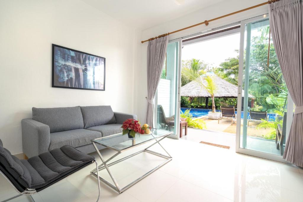 1Br Poolside Apartment, Long Beach, Lanta Sport Resort 105 1Br Poolside Apartment, Long Beach, Lanta Sport Resort 105