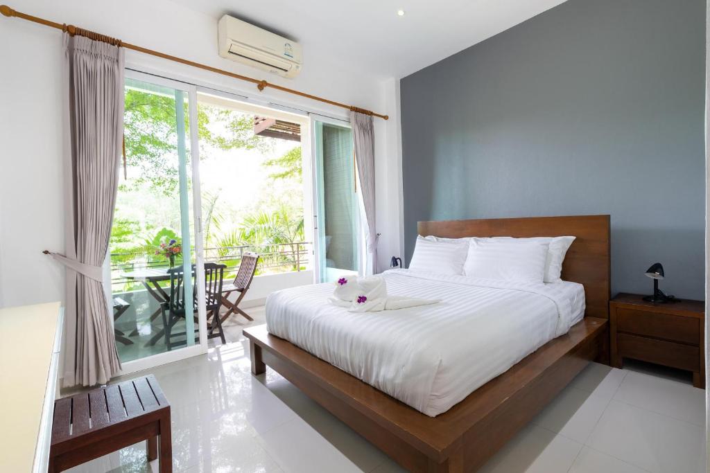 1Br Poolside Apartment, Long Beach, Lanta Sport Resort 105 1Br Poolside Apartment, Long Beach, Lanta Sport Resort 105