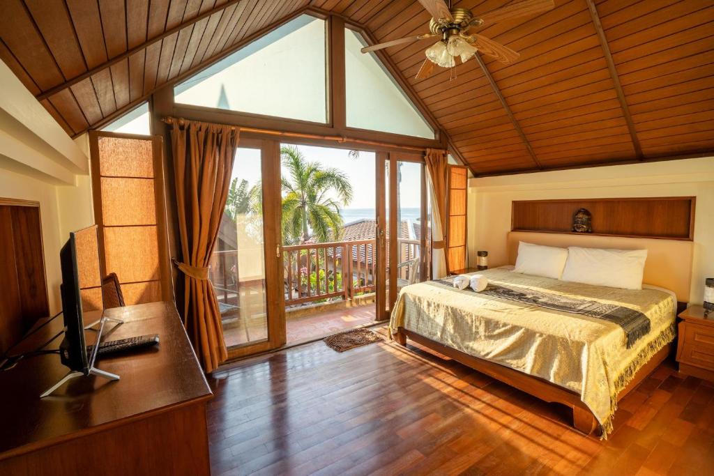 Amazing Beachfront Villa Amazing Beachfront Villa