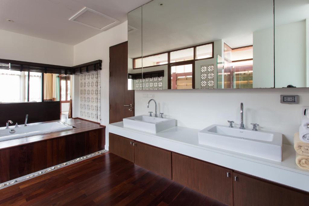Amatapura Beachfront Villa 10 , SHA Certified Amatapura Beachfront Villa 10 , SHA Certified