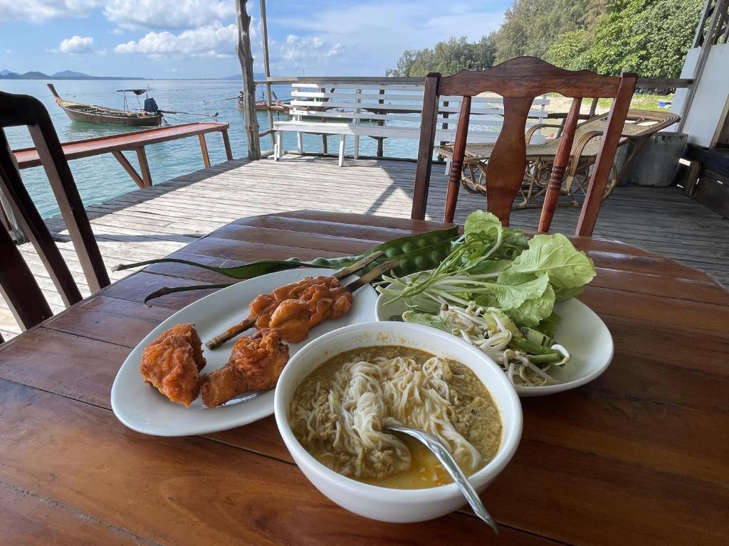 Koh Jum Family Homestay